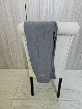 Under Armour Heather Gray Compression Leggings with Logo Waistband